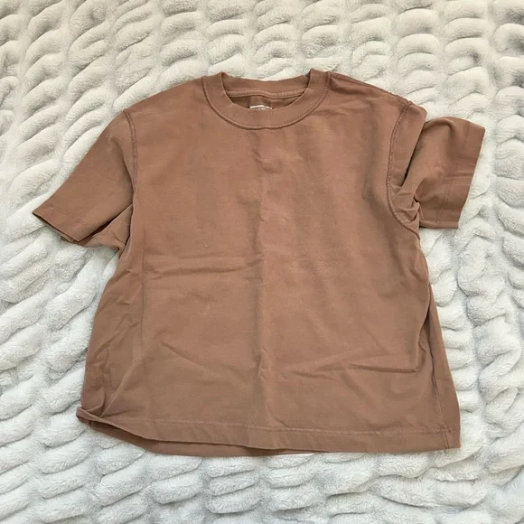 NWOT Abercrombie Tee - Picture 1 of 3